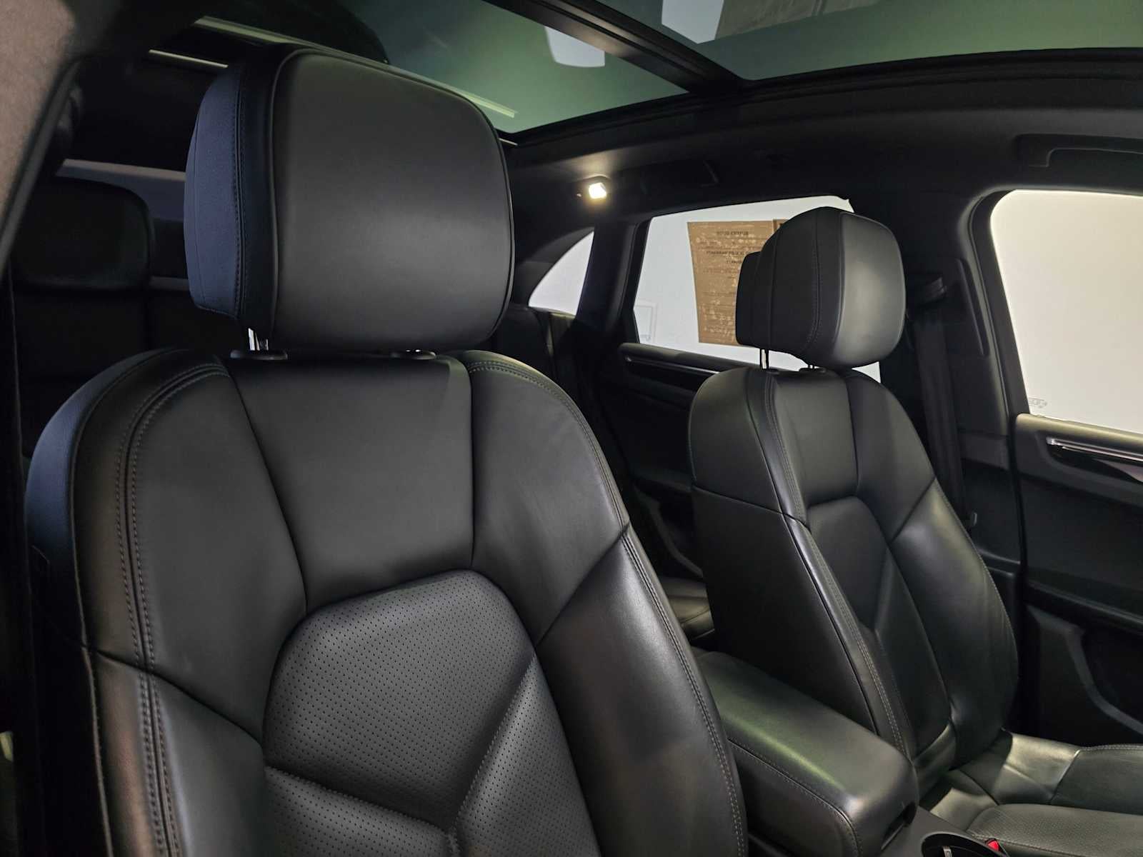 2021 Porsche Macan S