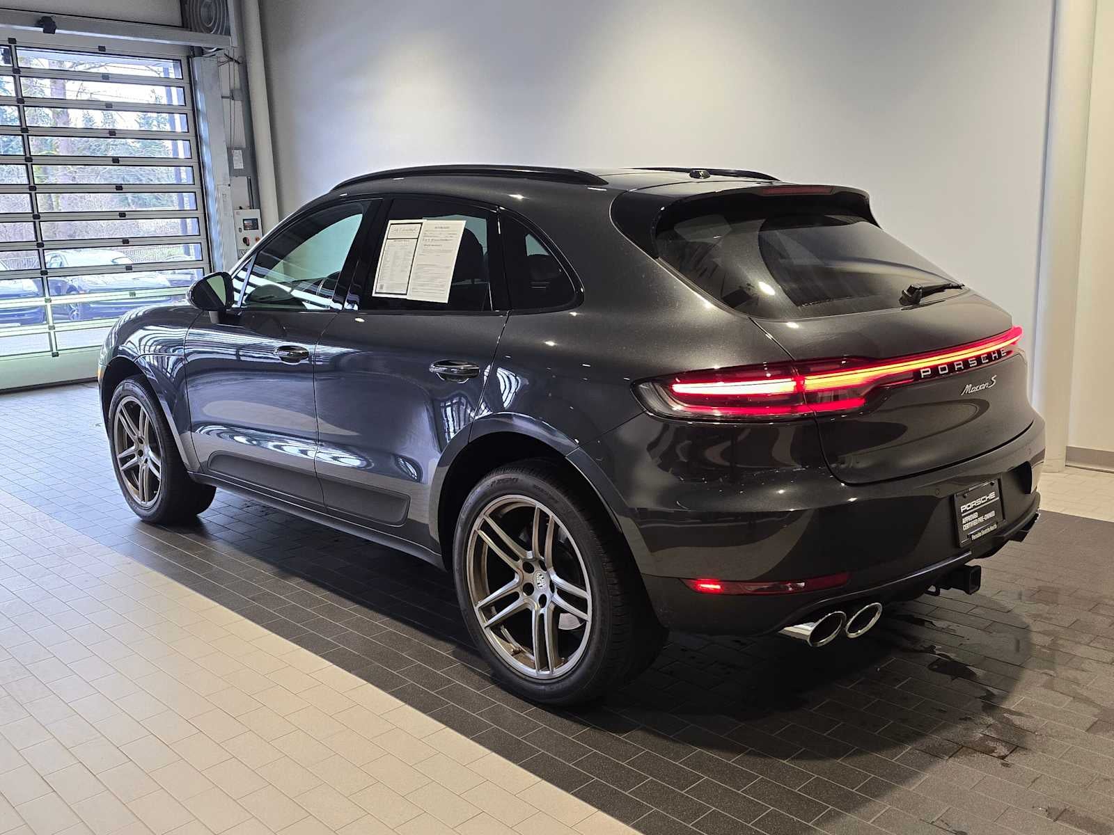 2021 Porsche Macan S