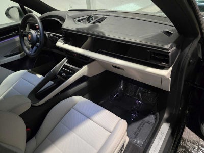 2025 Porsche Macan Electric 4S