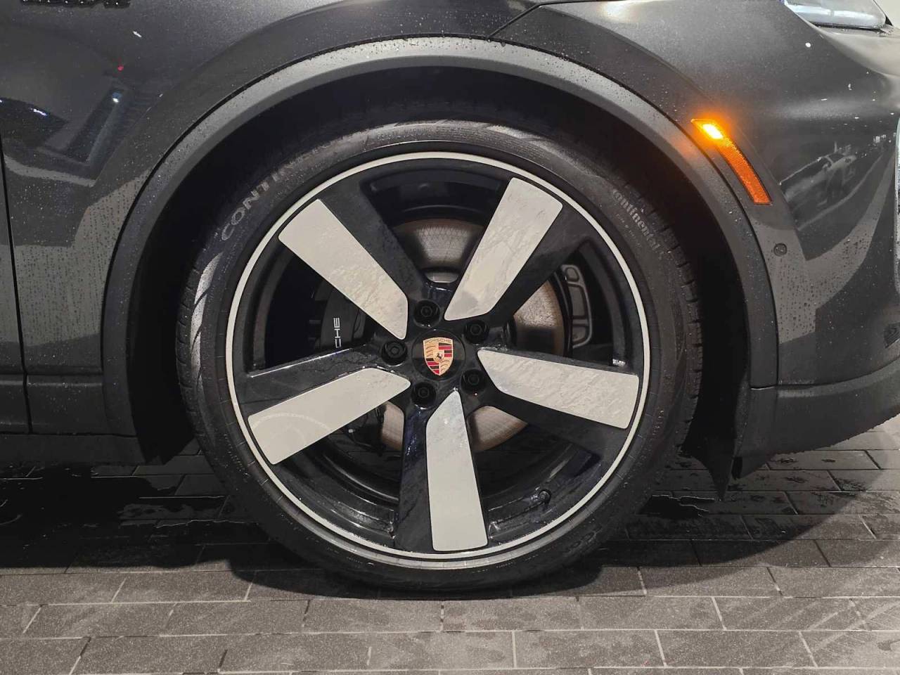 2025 Porsche Macan Electric 4S