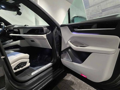 2025 Porsche Macan Electric 4S