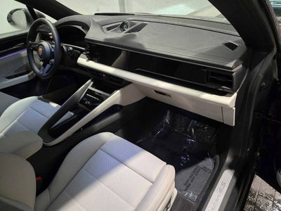 2025 Porsche Macan Electric 4S