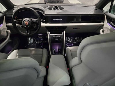 2025 Porsche Macan Electric 4S
