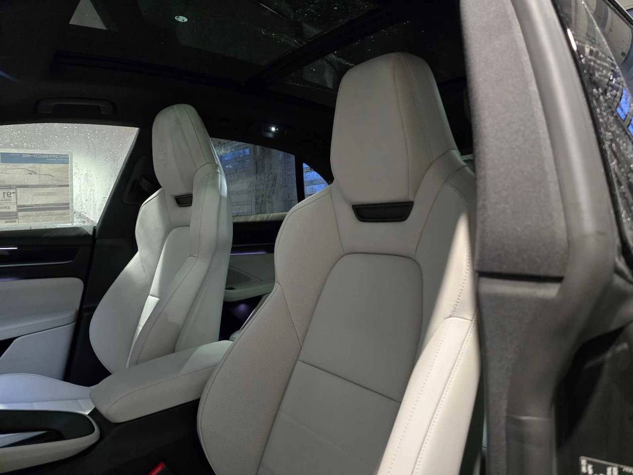 2025 Porsche Macan Electric 4S