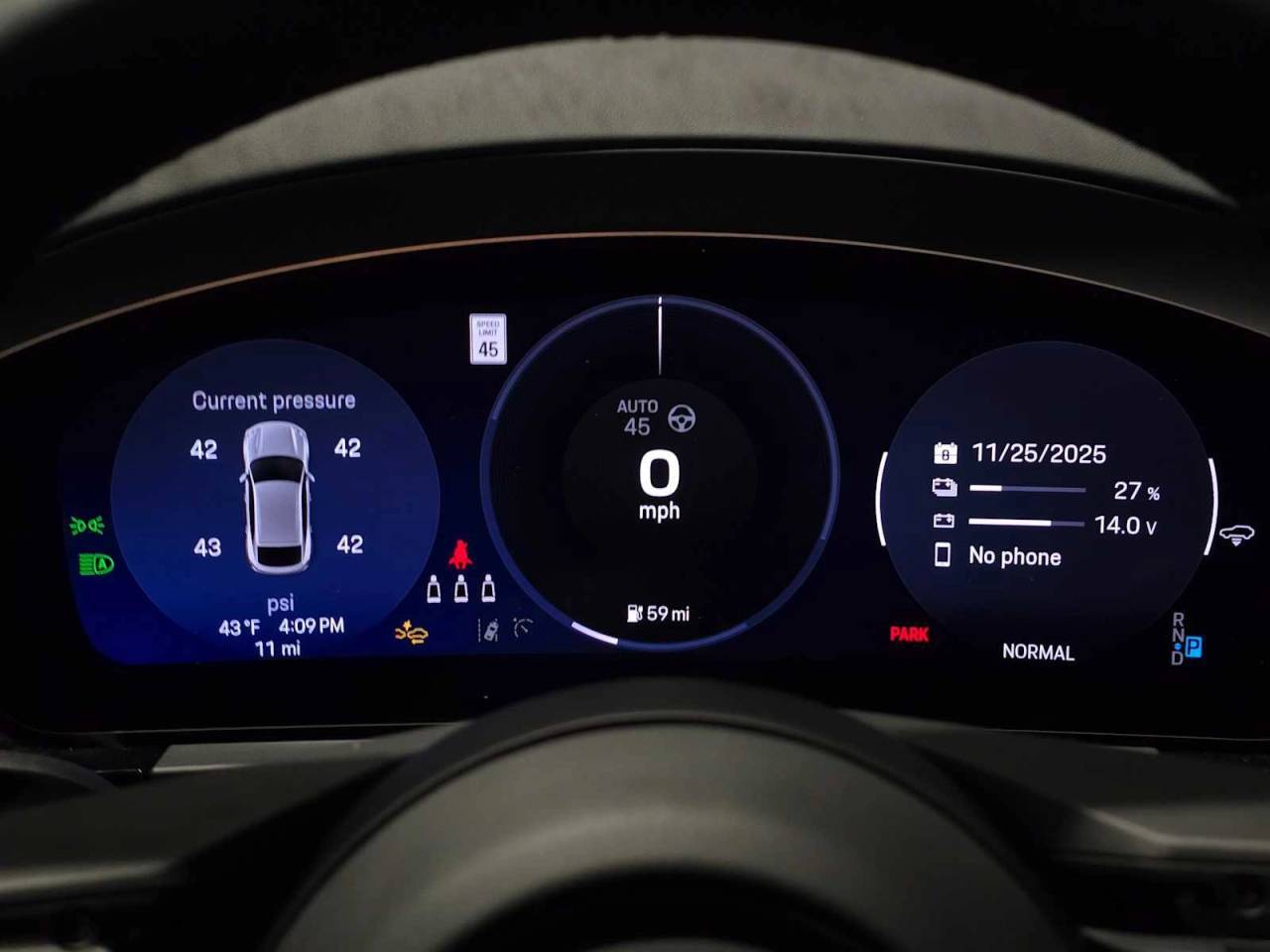 2025 Porsche Macan Electric 4S