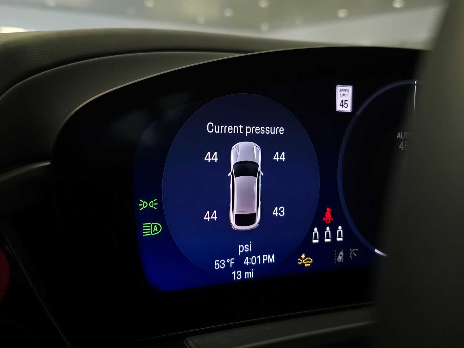 2025 Porsche Macan Electric Turbo