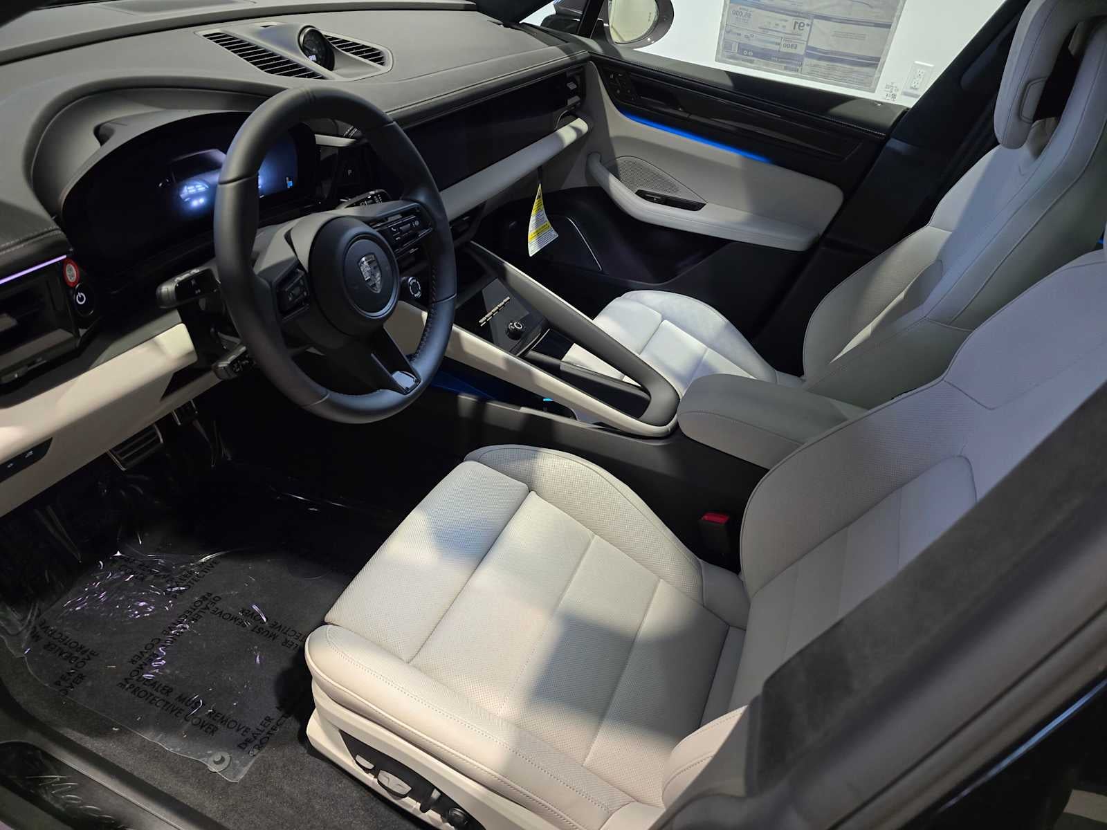 2025 Porsche Macan Electric Turbo