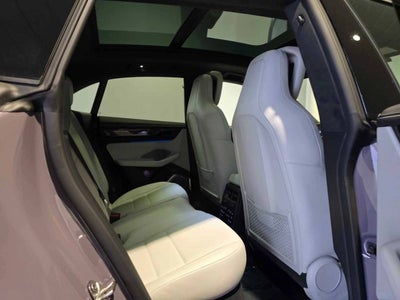 2025 Porsche Macan Electric Turbo