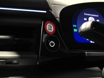 2025 Porsche Macan Electric Turbo