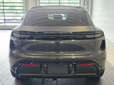 2026 Porsche Macan Electric Turbo