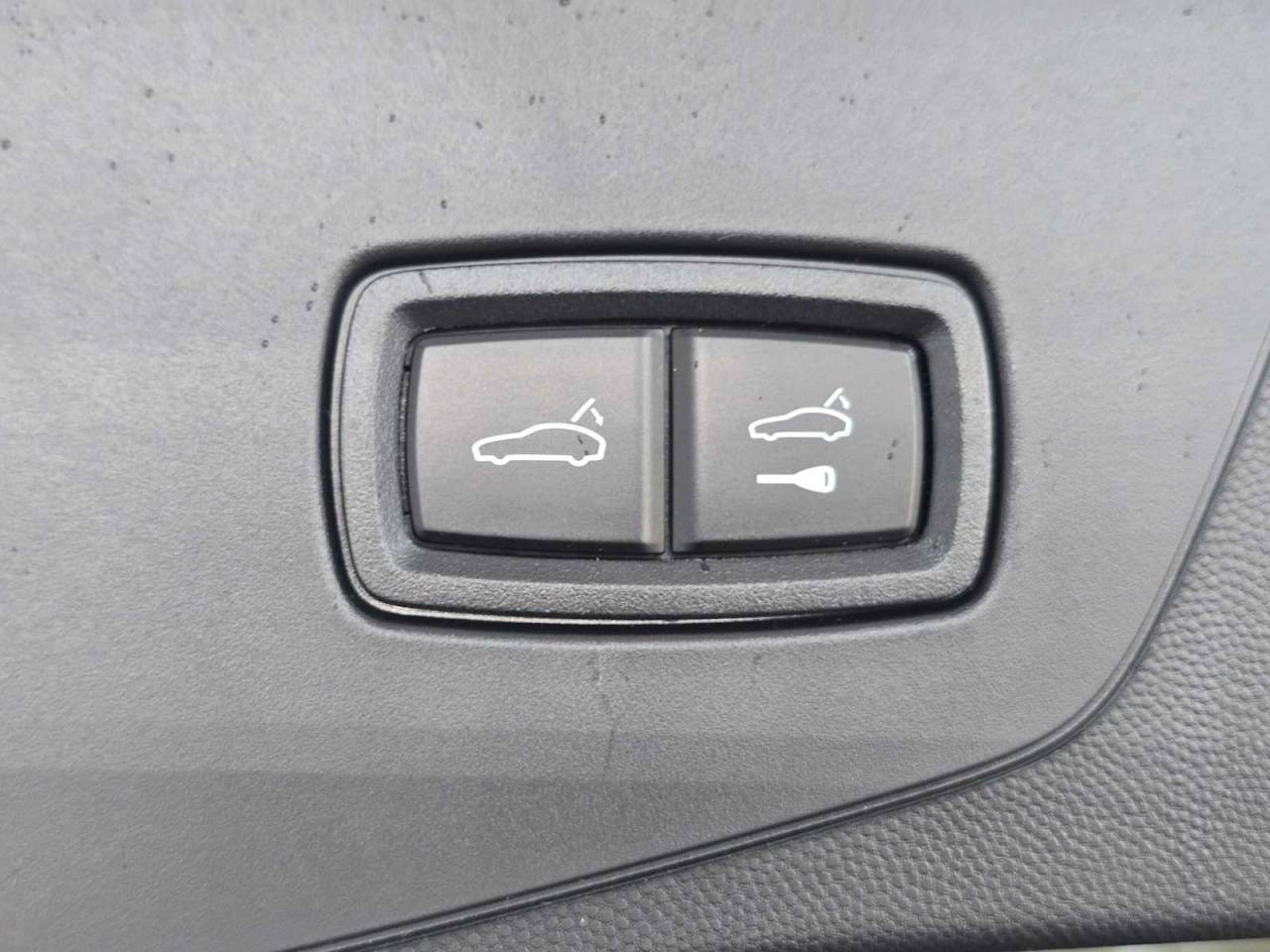 2026 Porsche Cayenne Cayenne Turbo Electric