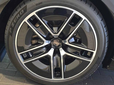 2026 Porsche Cayenne Cayenne Turbo Electric