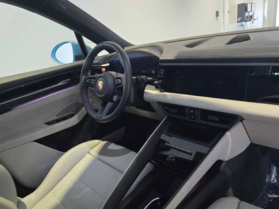 2025 Porsche Macan Macan Electric
