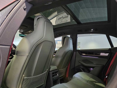 2025 Porsche Macan Electric