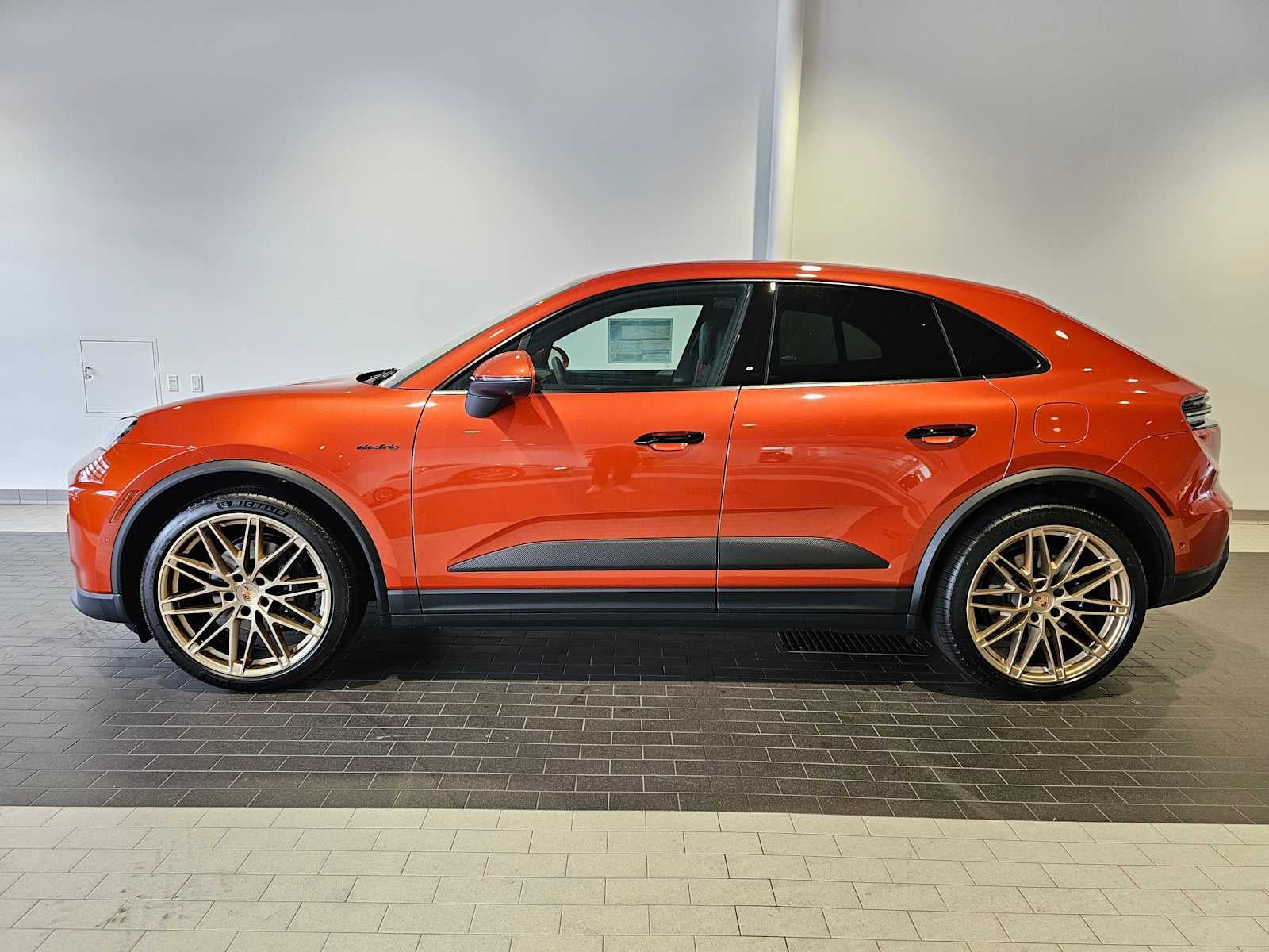 2025 Porsche Macan Electric