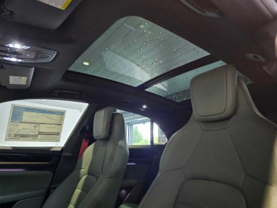 2025 Porsche Macan Electric