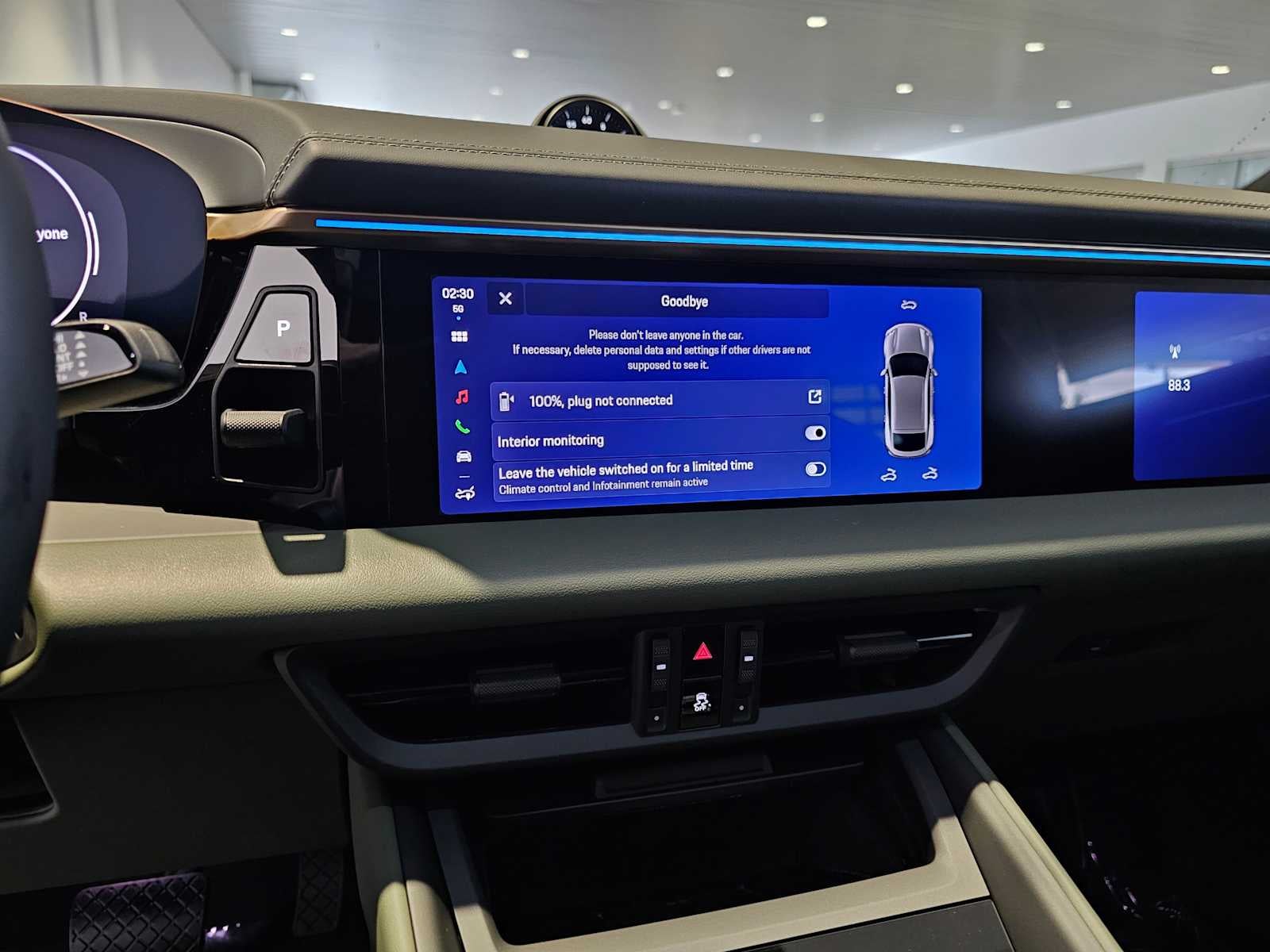 2025 Porsche Macan Electric