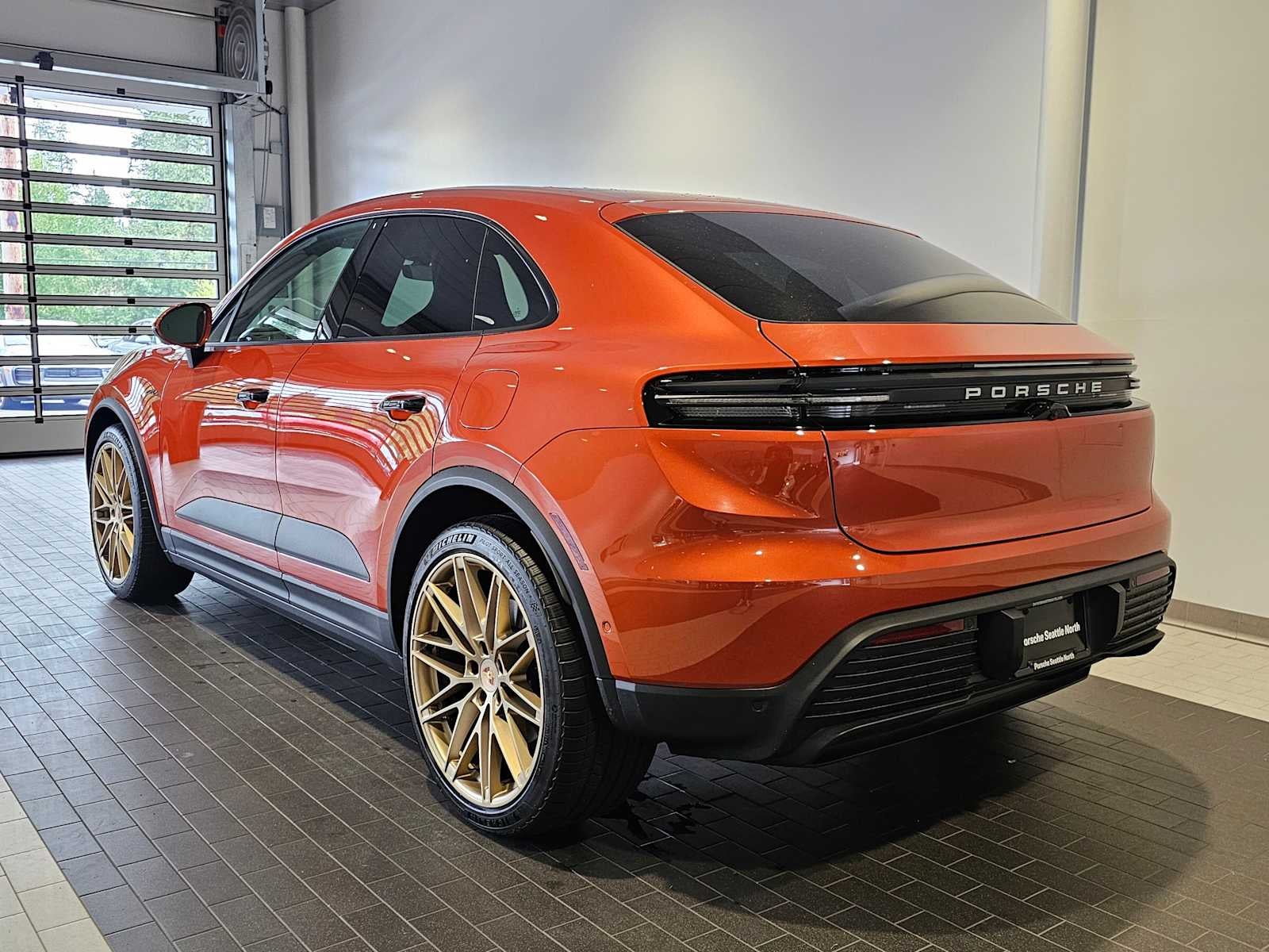 2025 Porsche Macan Electric