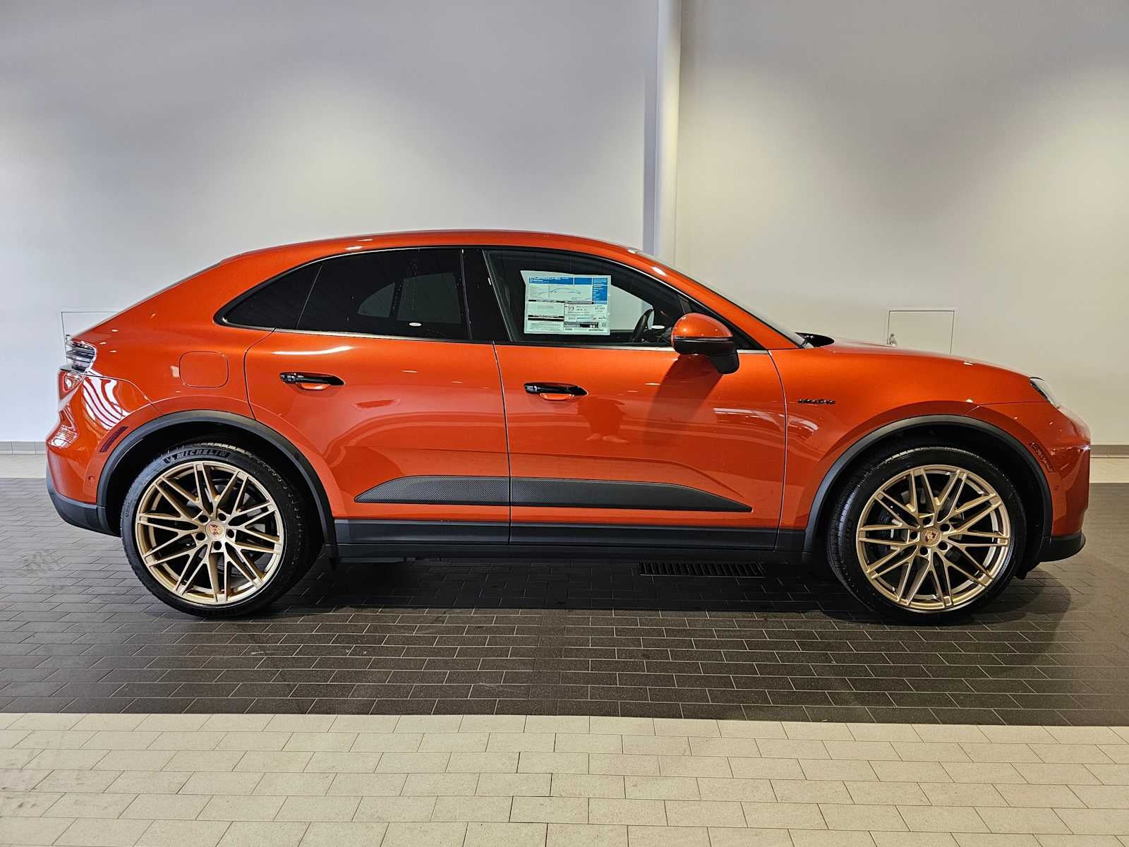 2025 Porsche Macan Electric