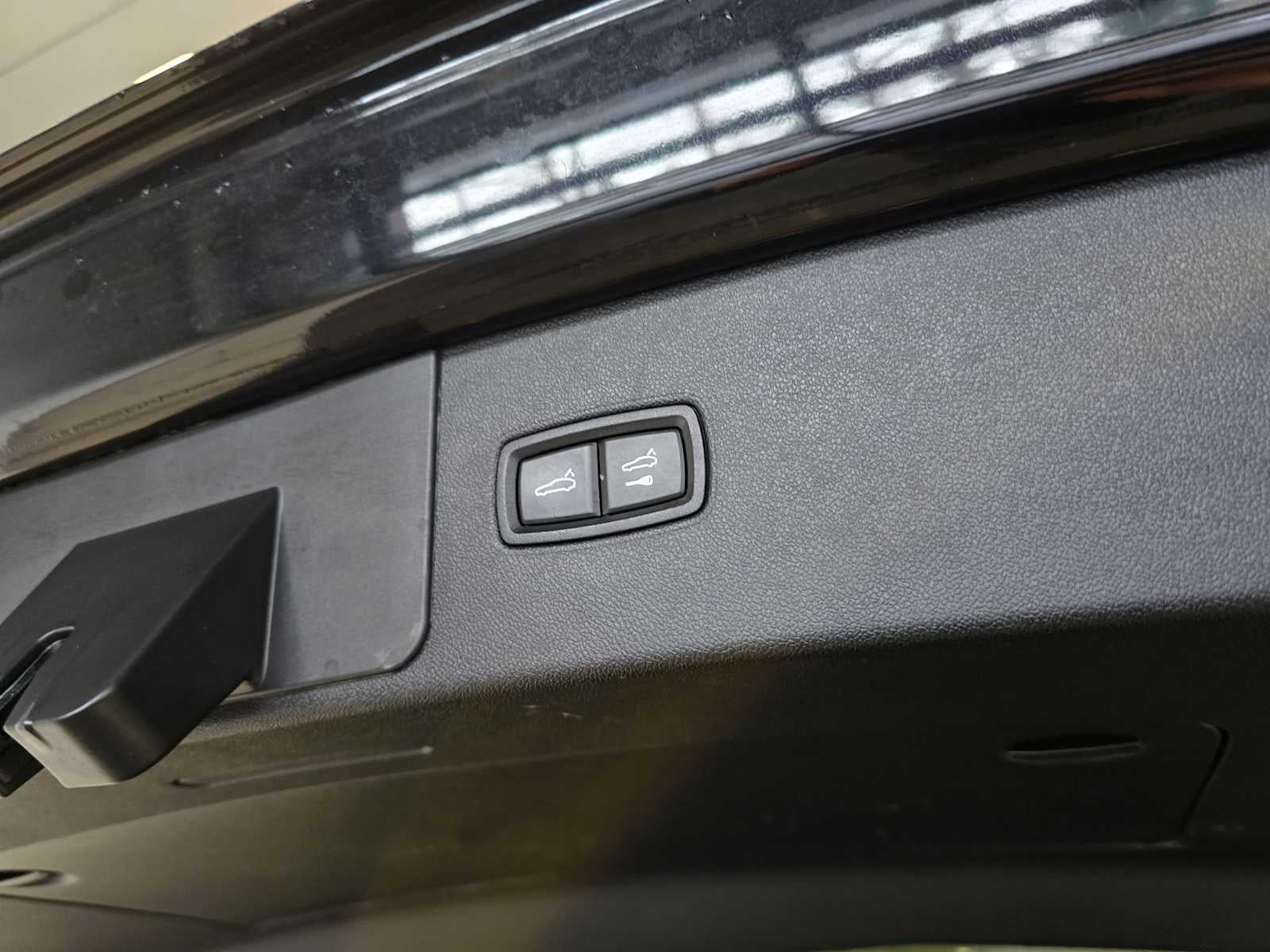 2020 Porsche Cayenne E-Hybrid