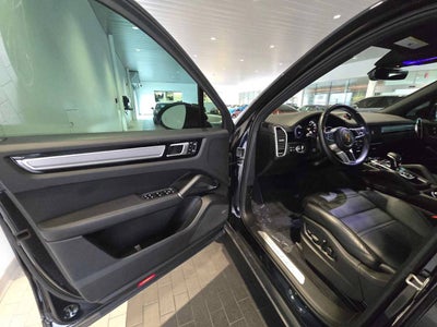2022 Porsche Cayenne Cayenne E-Hybrid Platinum Edition