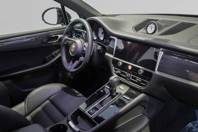 2026 Porsche Macan Macan GTS