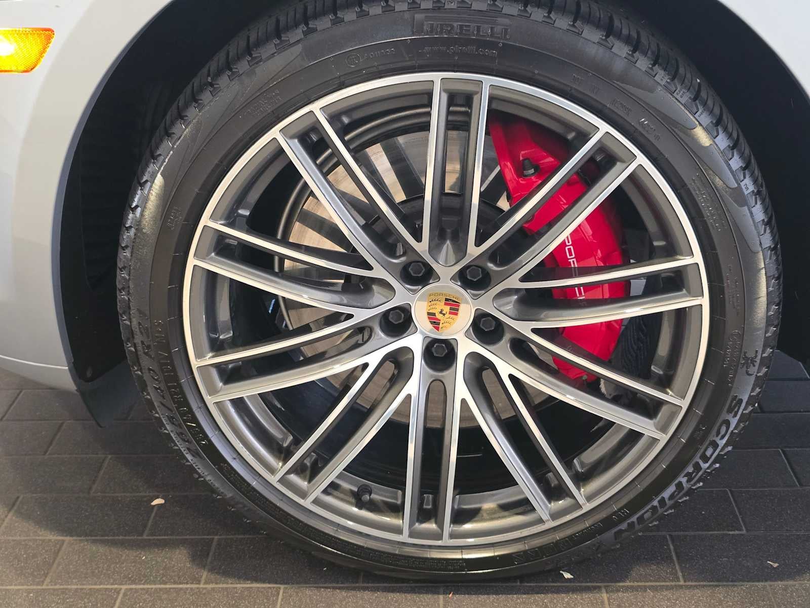 2023 Porsche Macan Macan GTS
