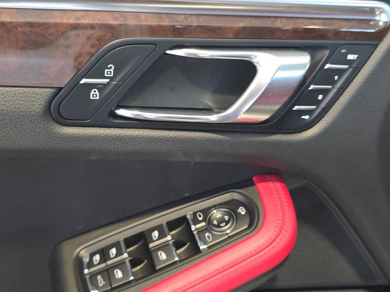 2023 Porsche Macan Macan GTS