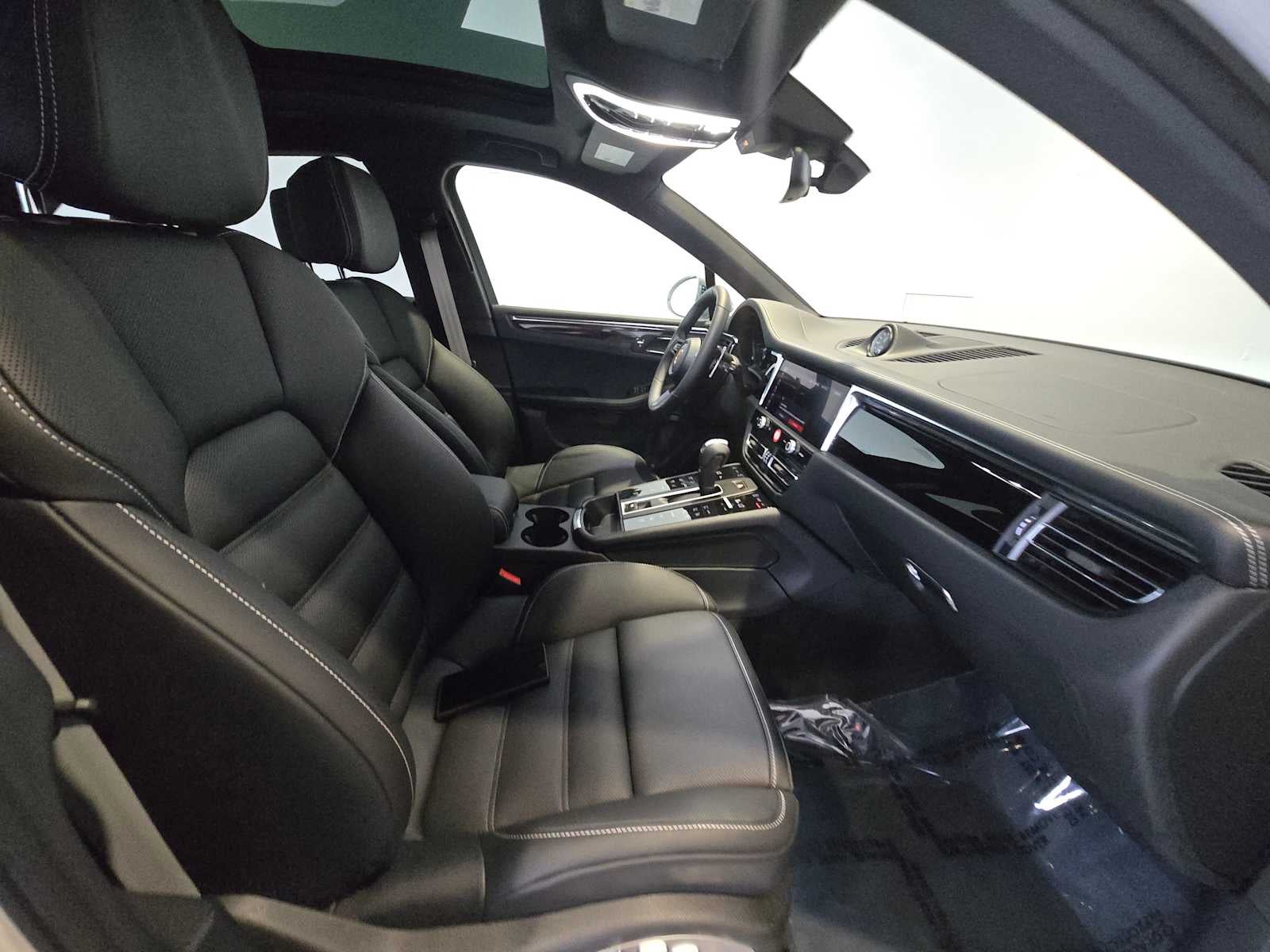 2026 Porsche Macan Macan S