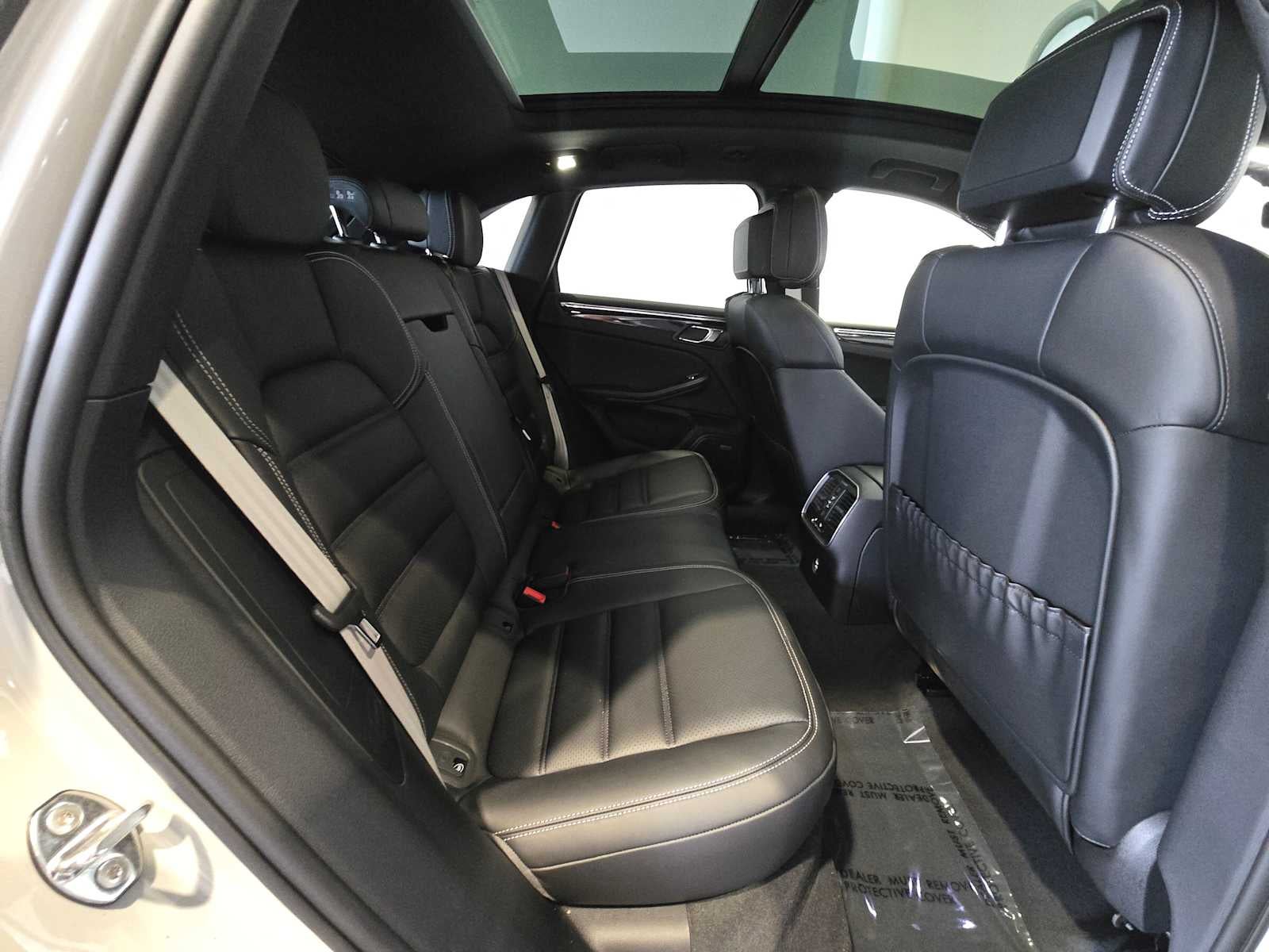 2026 Porsche Macan Macan S