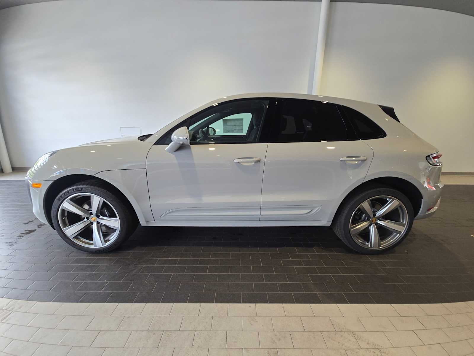 2026 Porsche Macan Macan S