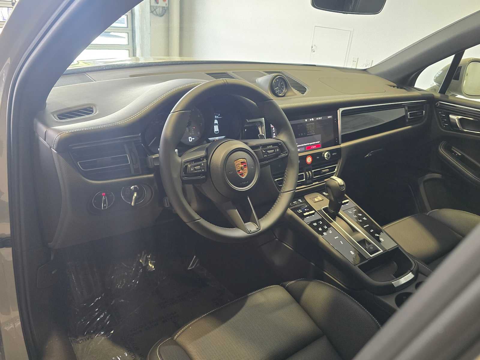 2026 Porsche Macan Macan S