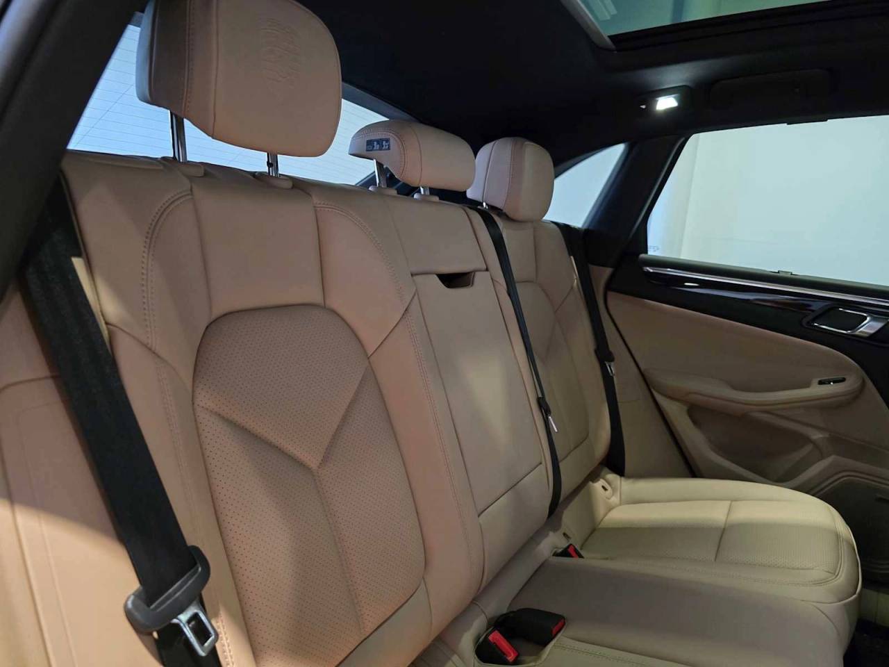 2026 Porsche Macan S