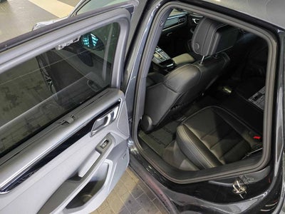 2025 Porsche Macan S