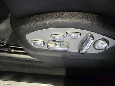 2025 Porsche Macan S