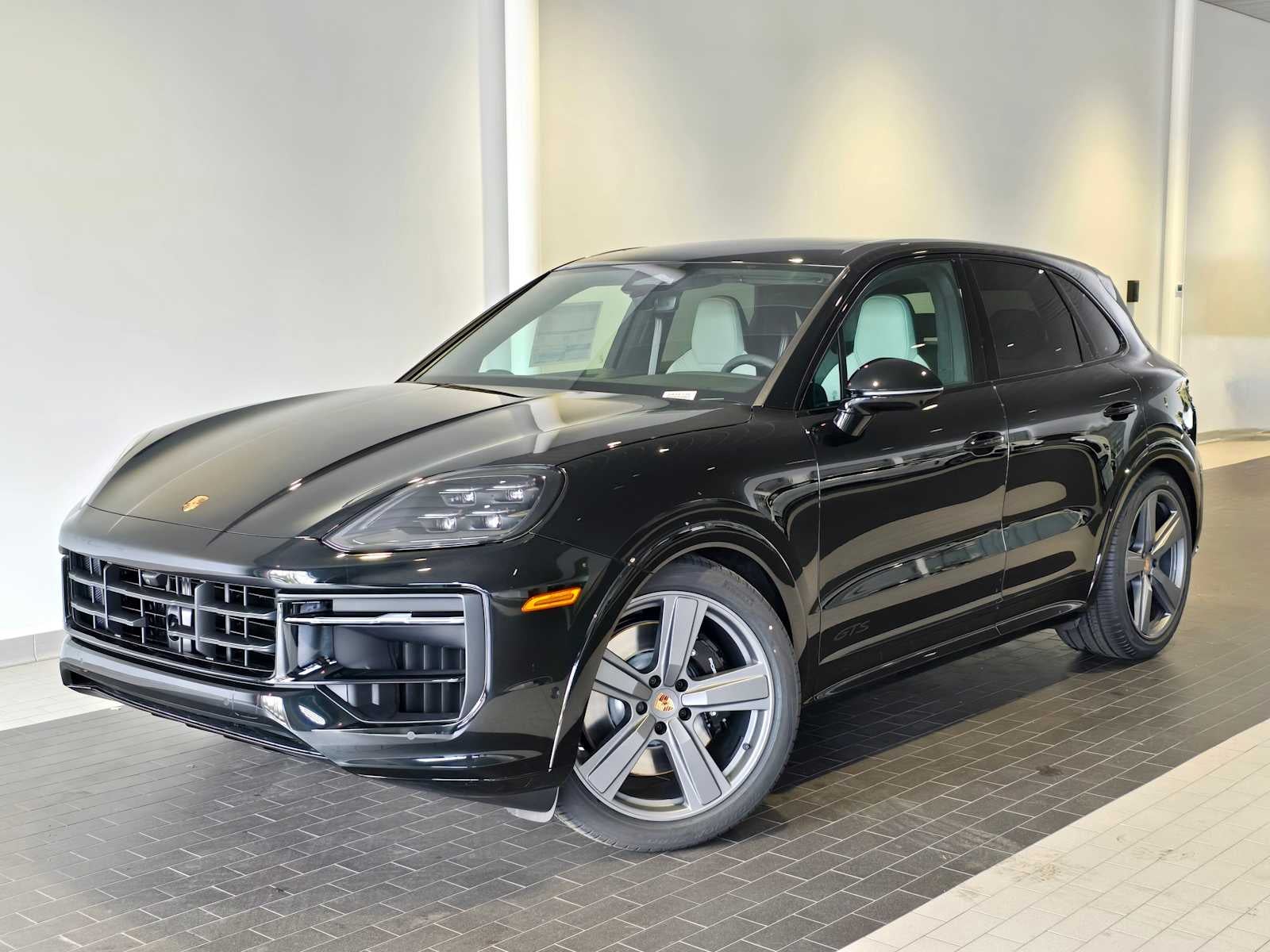 2026 Porsche Cayenne Cayenne GTS