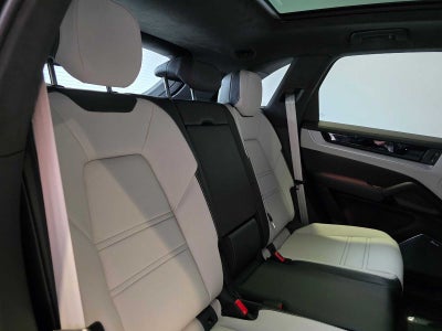 2026 Porsche Cayenne Cayenne GTS