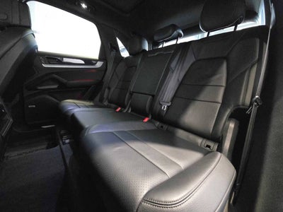 2024 Porsche Cayenne S