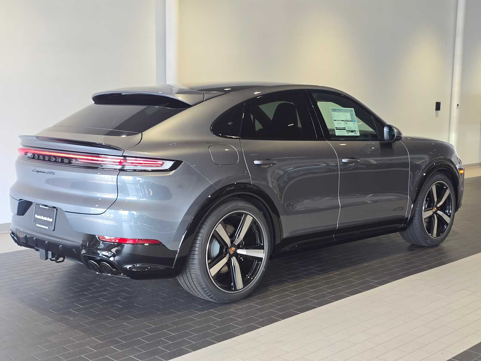 2026 Porsche Cayenne Cayenne GTS Coupe