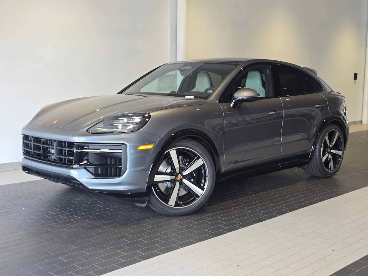 2026 Porsche Cayenne Cayenne GTS Coupe