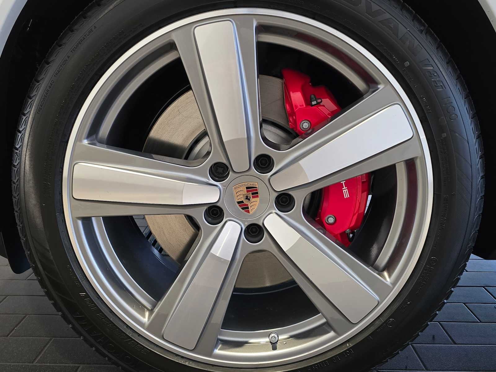 2025 Porsche Cayenne S