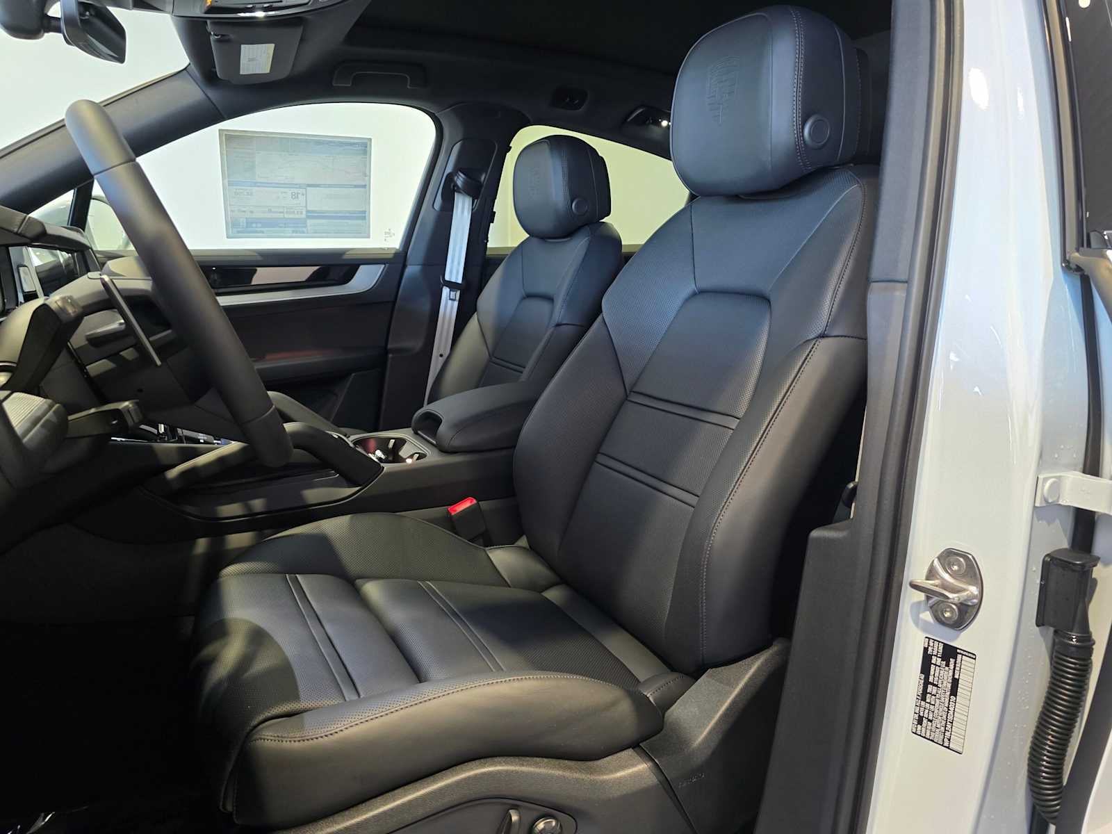 2025 Porsche Cayenne S