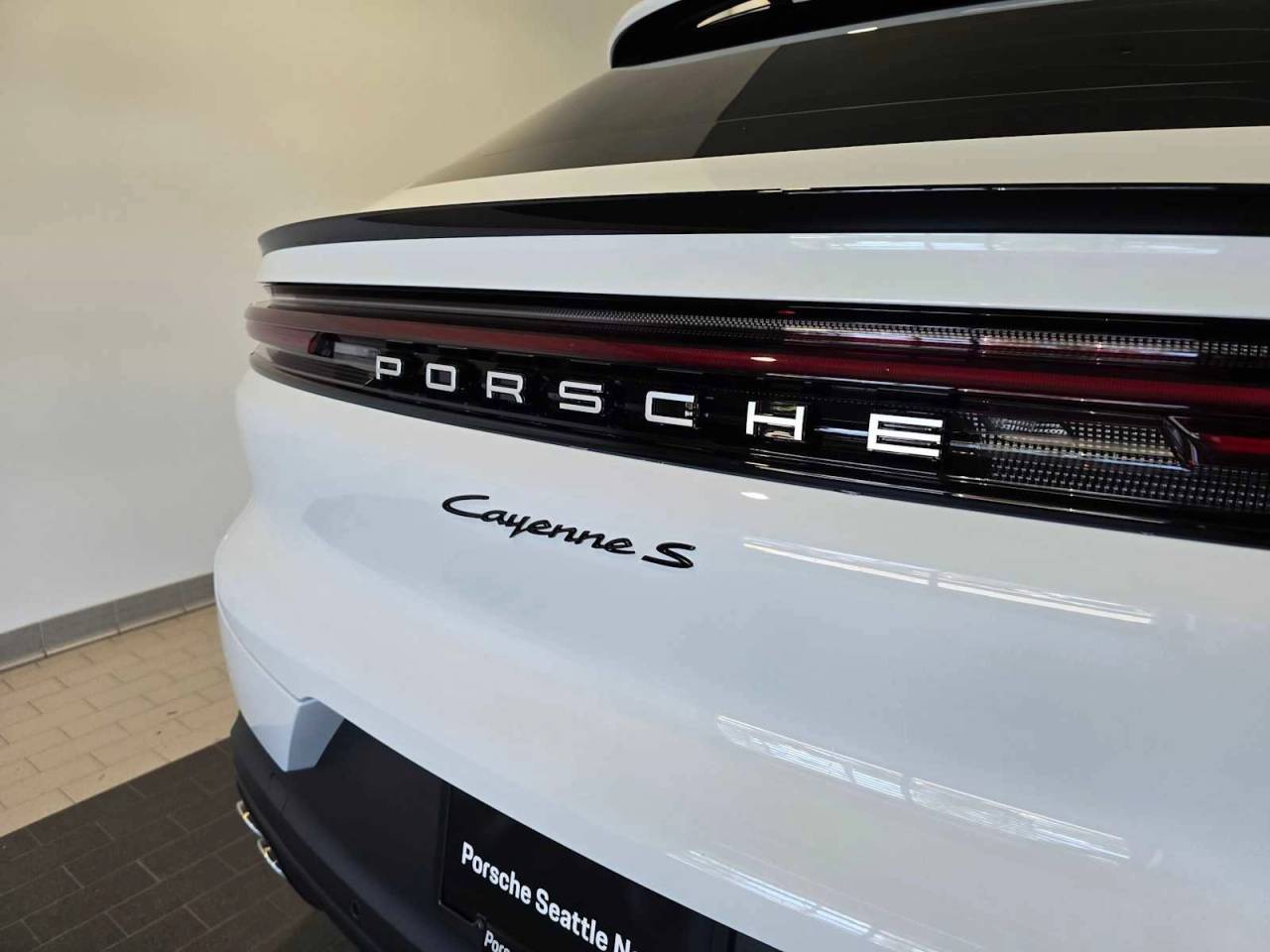 2025 Porsche Cayenne S