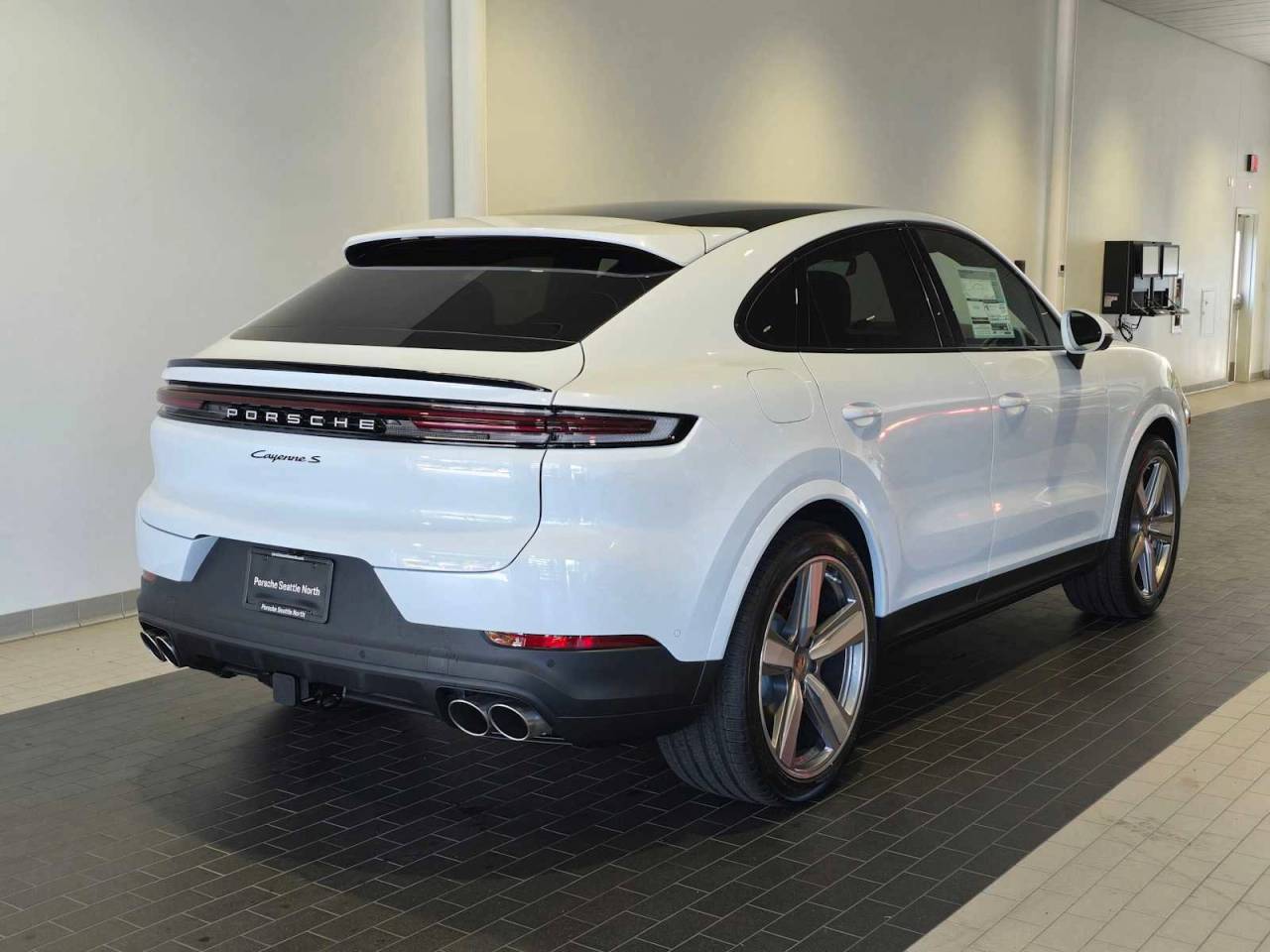 2025 Porsche Cayenne S