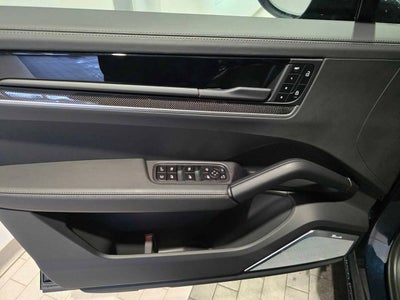 2026 Porsche Cayenne Turbo E-Hybrid