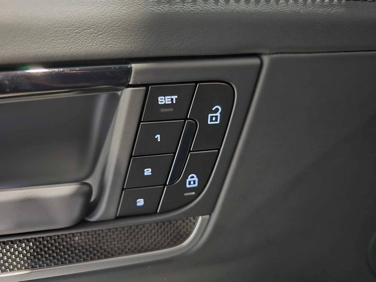 2026 Porsche Cayenne Turbo E-Hybrid