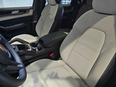2025 Porsche Cayenne S E-Hybrid