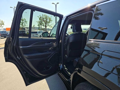 2022 Jeep Grand Cherokee 4xe Overland