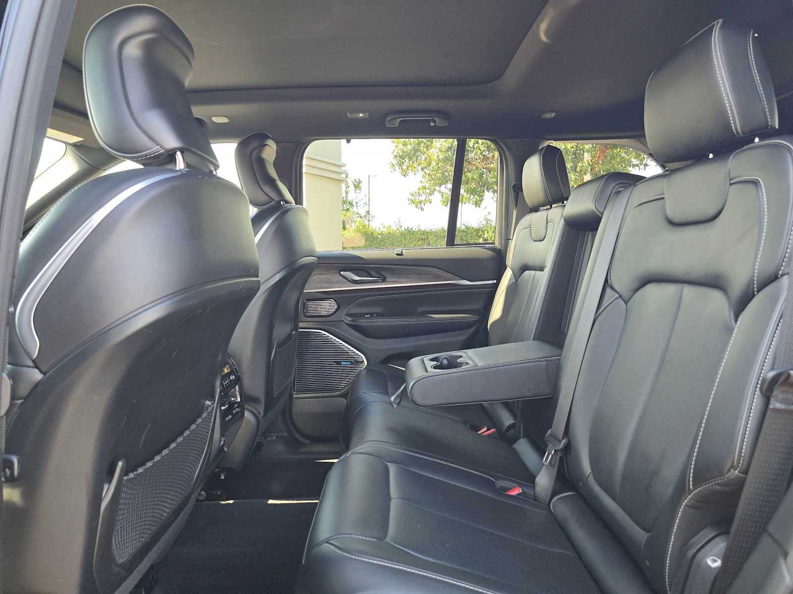 2022 Jeep Grand Cherokee 4xe Overland