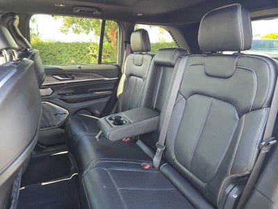 2022 Jeep Grand Cherokee 4xe Overland
